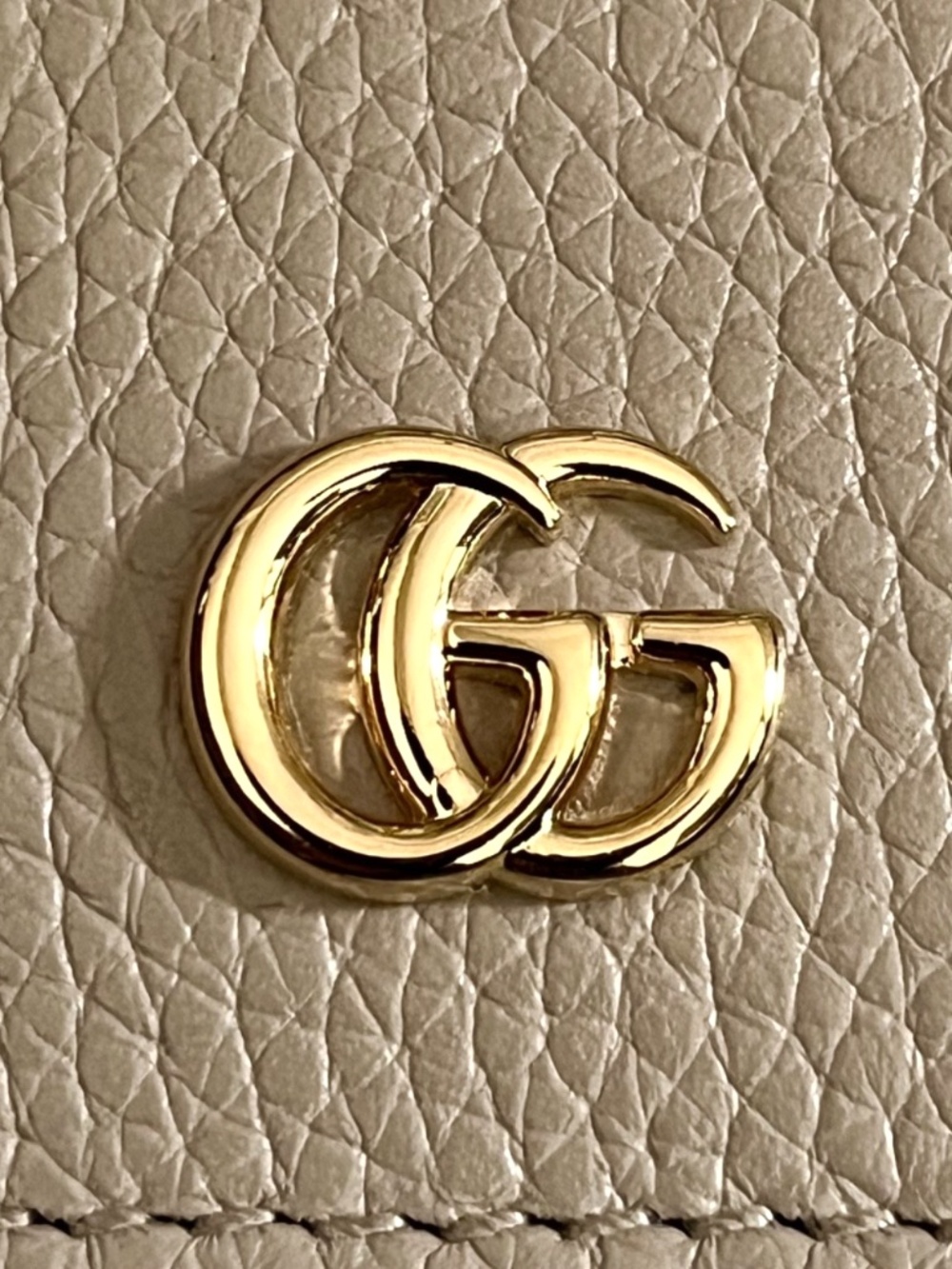 GUCCI Wallet NEW Gift box Bag & Ribbon Authentic